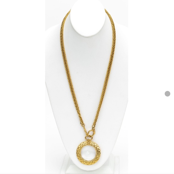 Chanel 80s Scales Textured Magnifier Necklace - Picture 2 of 5